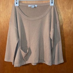 Forever 21 cropped sweater. Size small.